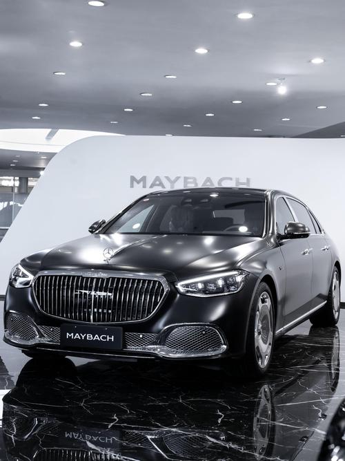 广州195岚图汽车的售后服务让用户无忧出行，迈巴赫未来的豪华车趋势