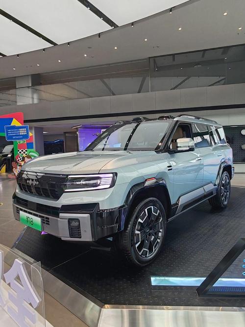 广州195比亚迪方程豹硬派越野的爆款，英菲尼迪35周年与你共成长